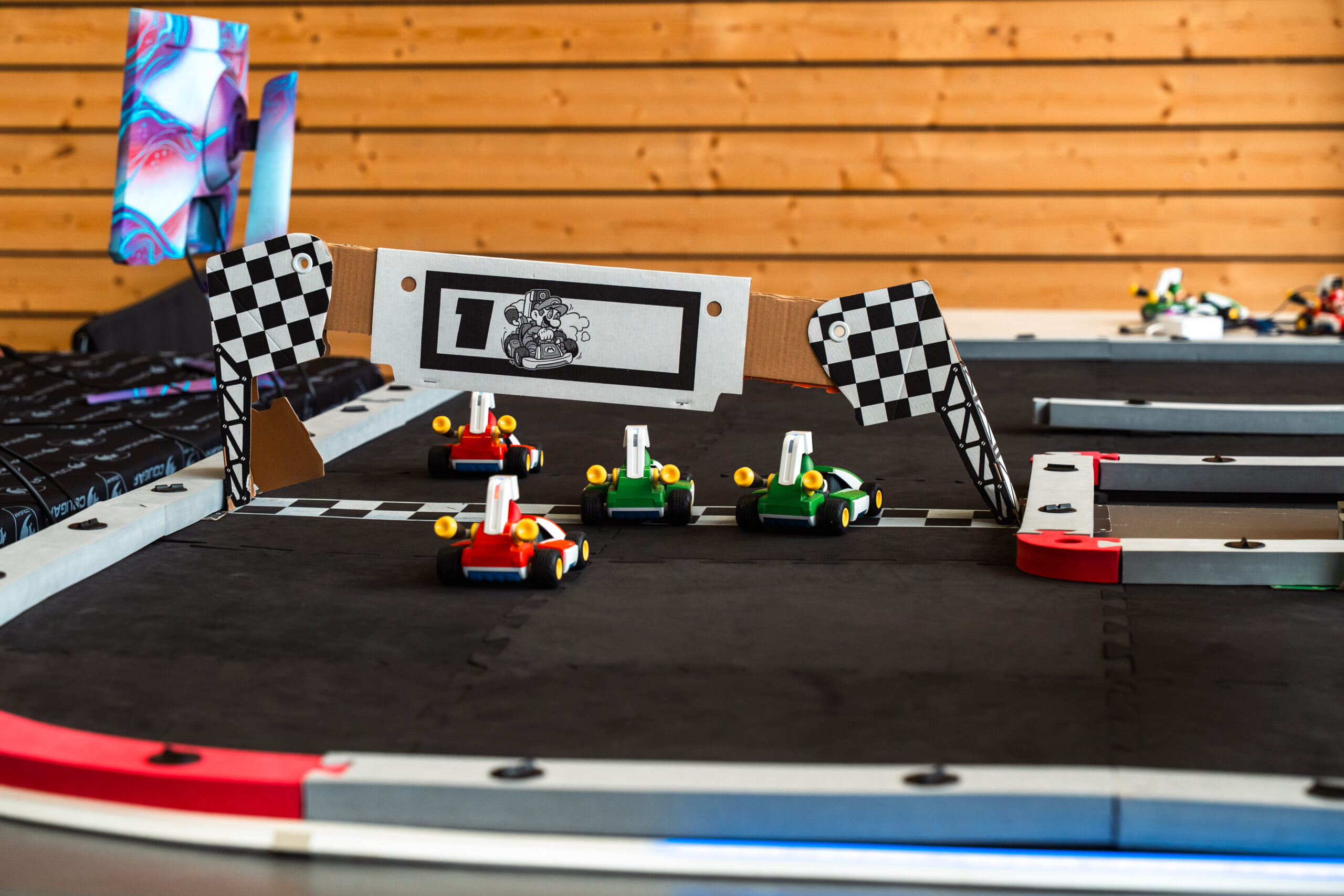 Circuit géant Mario Kart - Masters Clash